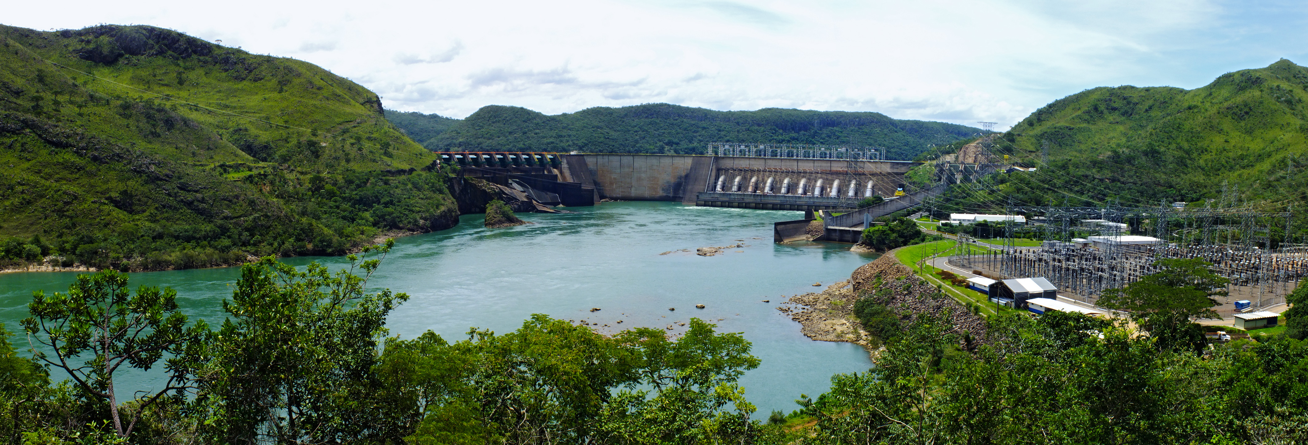Mascarenhas_de_Moraes_Dam.jpg